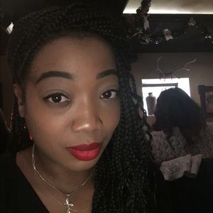 Meet your Posher, Erica